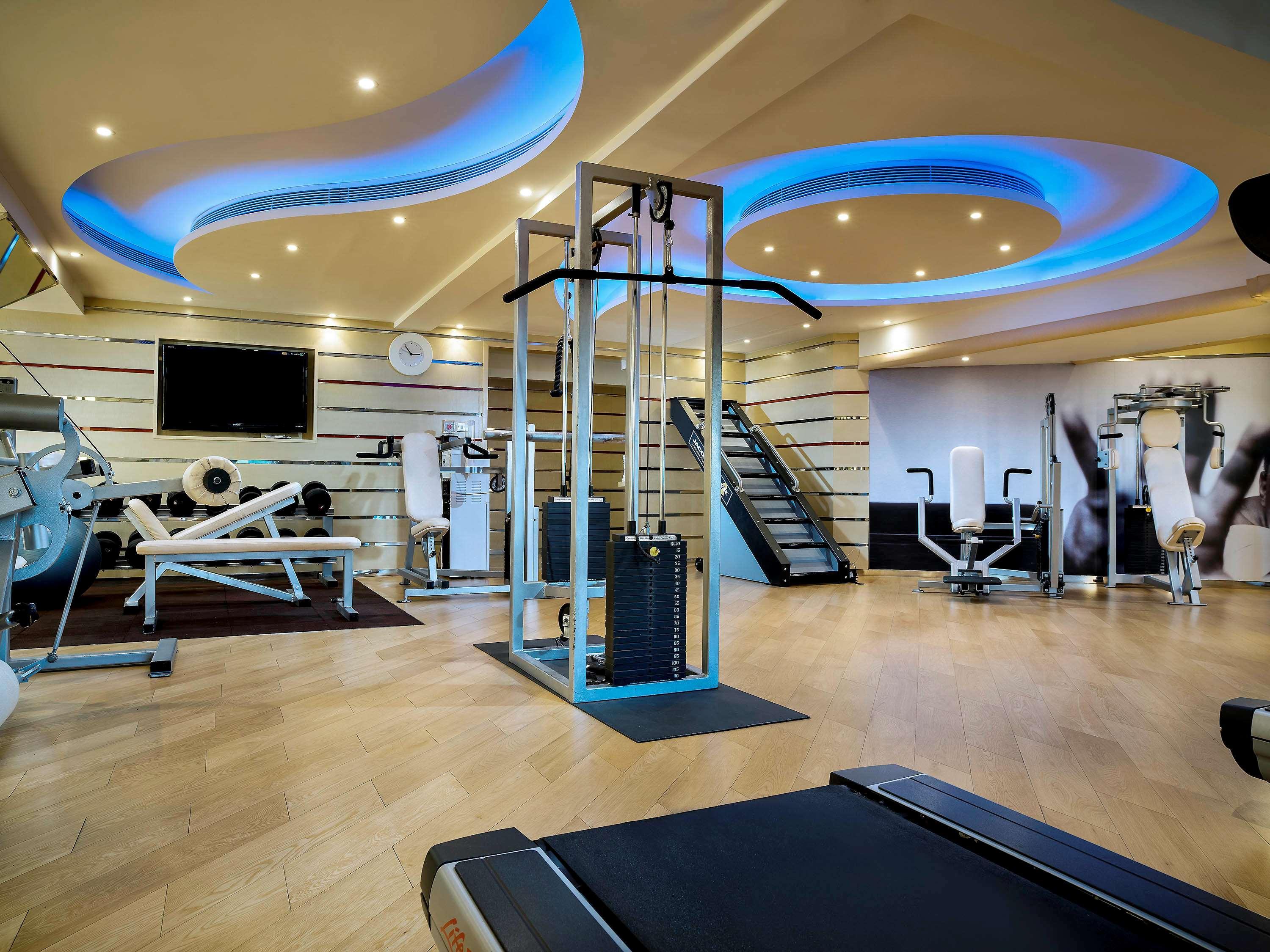 מלון The Park Lane Hong Kong, Autograph Collection מראה חיצוני תמונה The gym at the Taj Mahal Palace